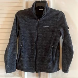 Columbia women’s full zip jacket. Size medium